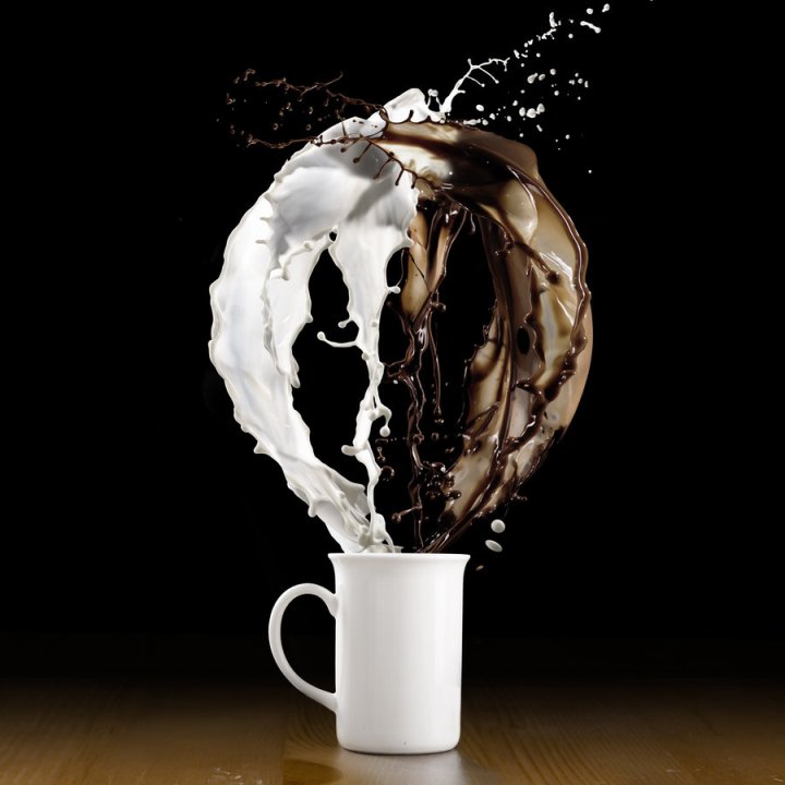 Coffee_splash_by_guszti132[1].jpg